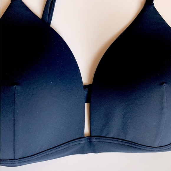 NEW LTD. EDT. lululemon SZ. 2 Waterside Swim Top True Navy/C Cup BNWT - Picture 10 of 13